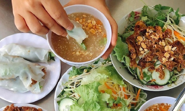 Wet cake with grilled meat in Hoi An